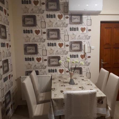 Katalin Apartman Hajduszoboszlo Ngoại thất bức ảnh