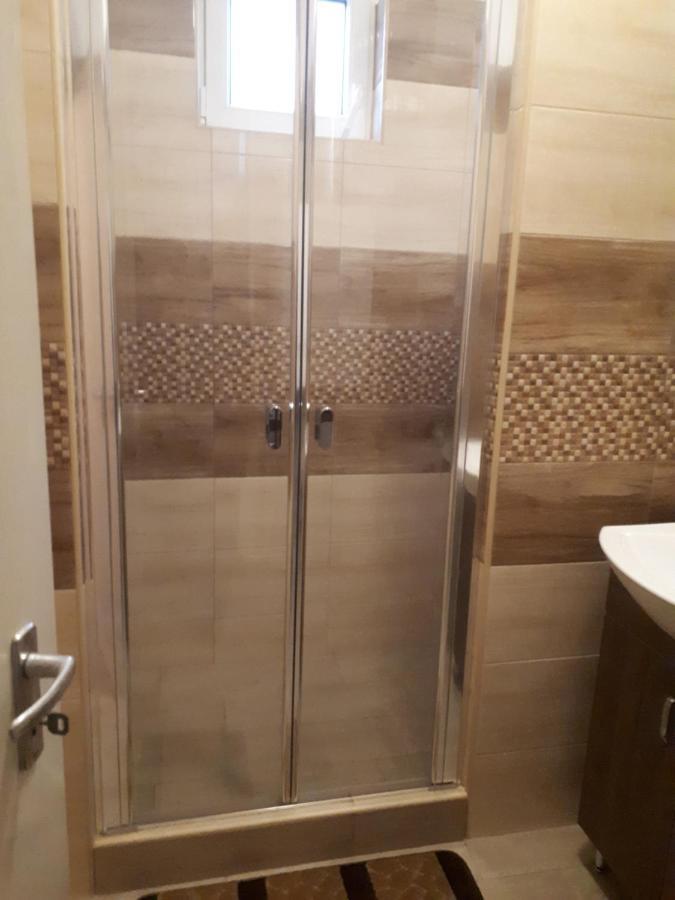 Katalin Apartman Hajduszoboszlo Ngoại thất bức ảnh