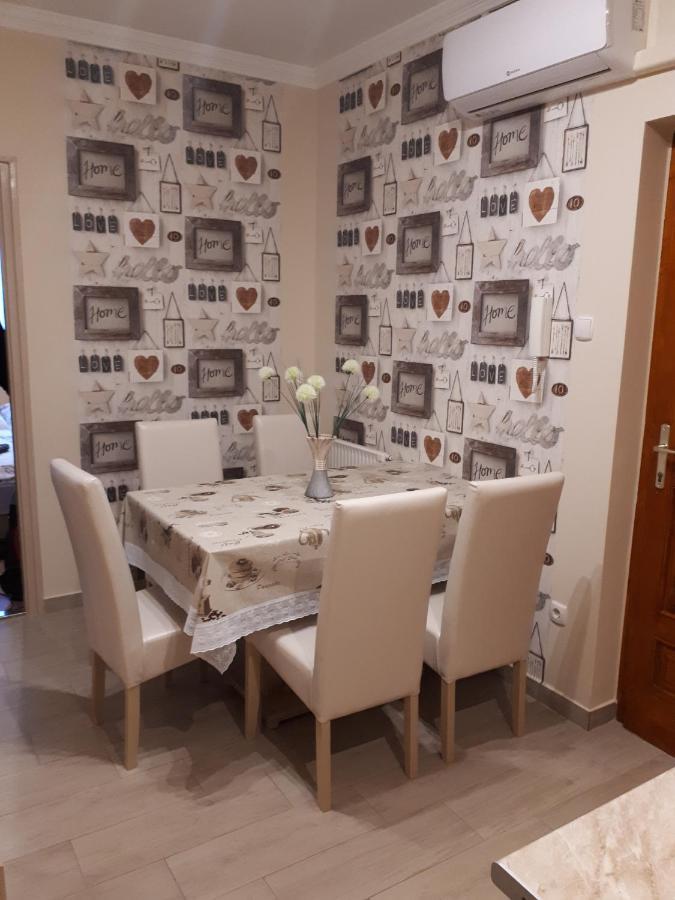 Katalin Apartman Hajduszoboszlo Ngoại thất bức ảnh